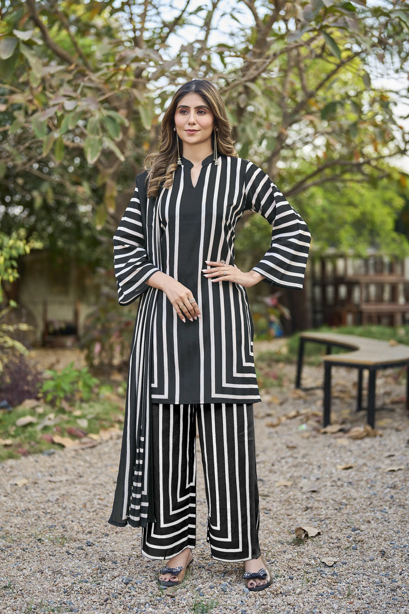 Chic Digital Print Mal Cotton Kurta Set
