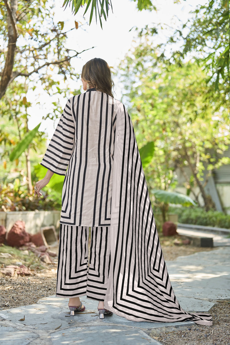 Chic Digital Print Mal Cotton Kurta Set